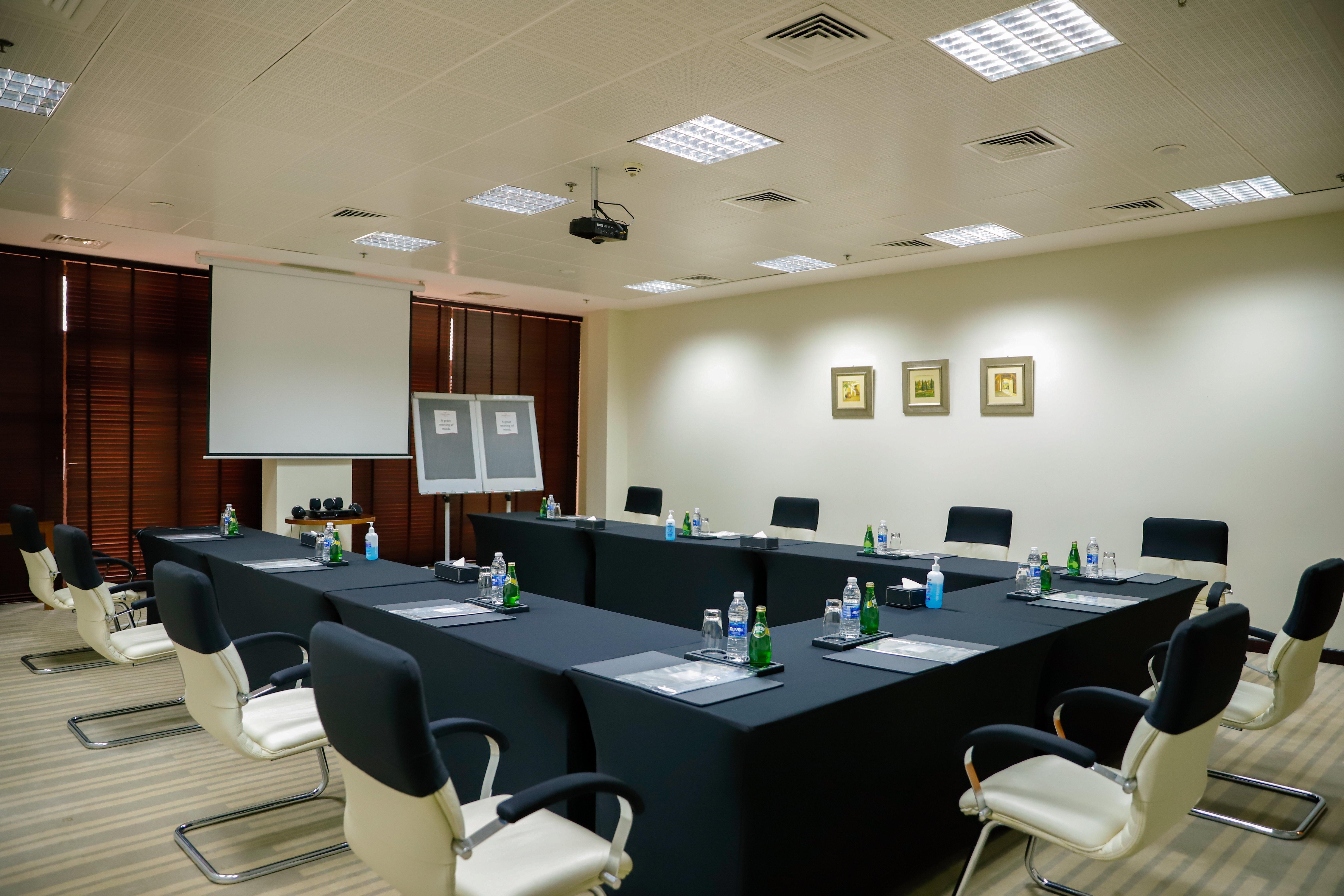 Crowne Plaza Sohar By Ihg Hotel Buitenkant foto